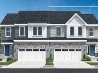 5375 Trail Vista Dr #1, West Bloomfield, MI 48322