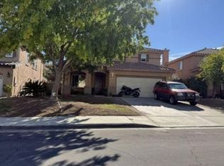 2112 Rhubarb Ln, Palmdale, CA 93551