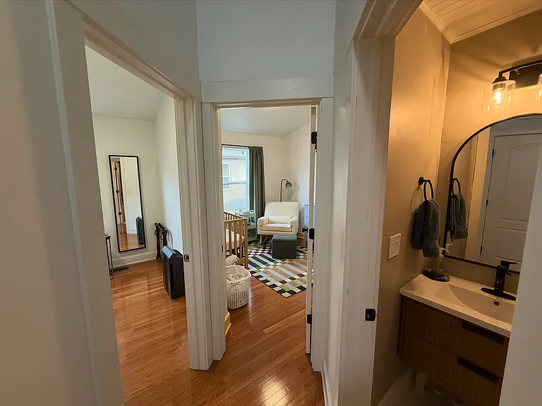 2 bed and 1 full bath area.