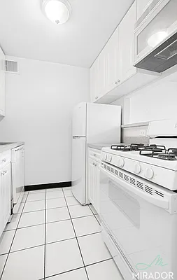 Rented by Mirador Real Estate | media 20