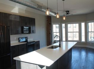 715 Greenup St FLOOR 2, Covington, KY 41011