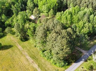 11 Black Stump Rd, Weems, VA 22576