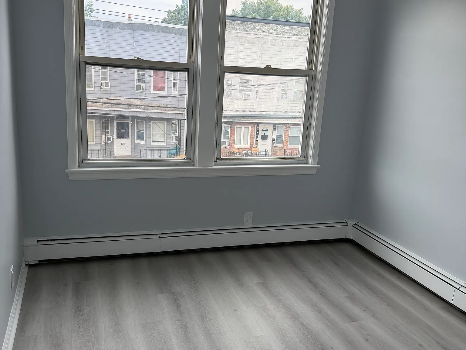 2 bed, $1,900 — Photo 3