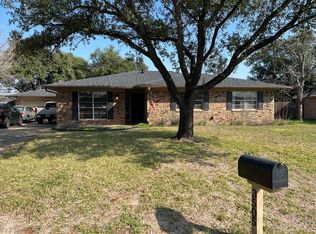 3505 Tanglewood Dr, Bryan, TX 77802