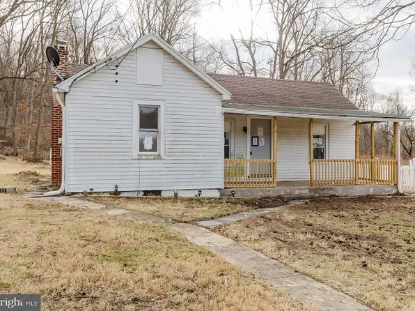 1384 Round Top Rd, Middletown, PA 17057