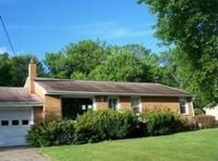 3633 McCarty Dr, Canfield, OH