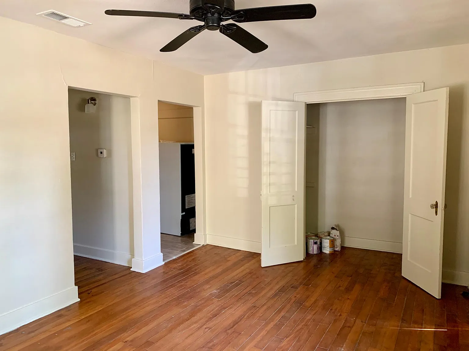844 Iris St — Photo 4