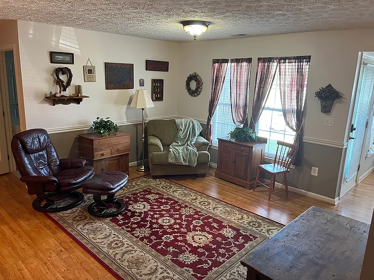9575 Shirewood Ct #9575 — Photo 6