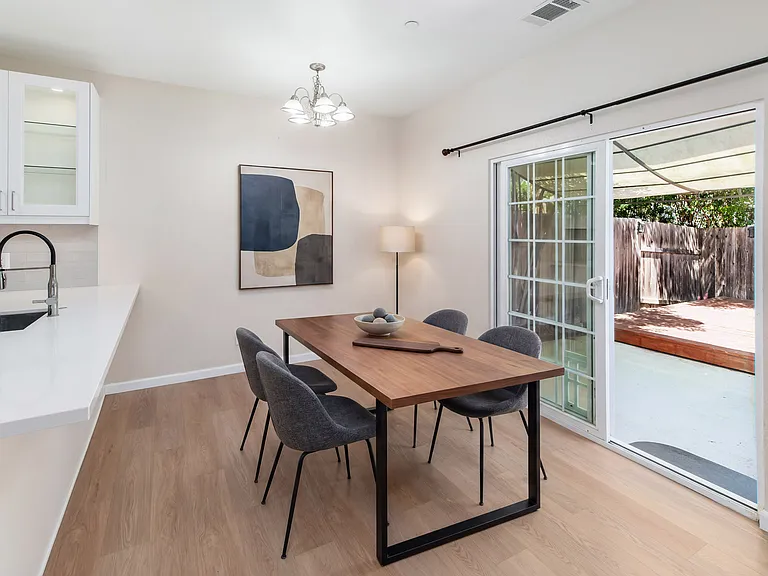 477 Calle Elegante — Photo 6