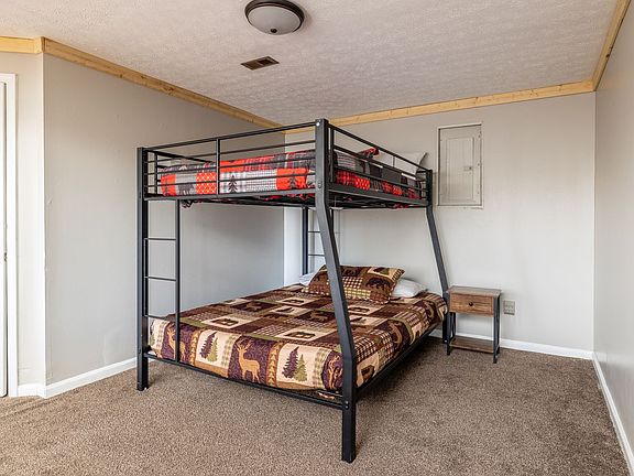 4th image of 2661 Valley Heights Dr #2
