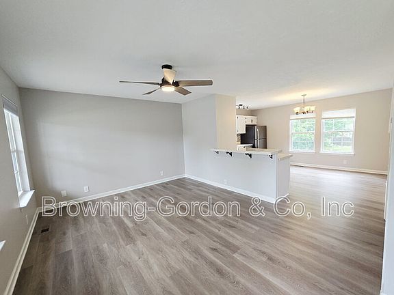 3rd image of 1727 14th Ave N
