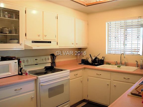 3rd image of 4308 E Twain Ave