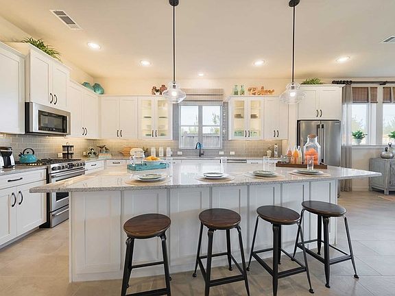 The Hennessey - Kitchen