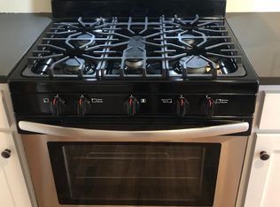 1111 W 39th St APT 106, Kansas City, MO 64111