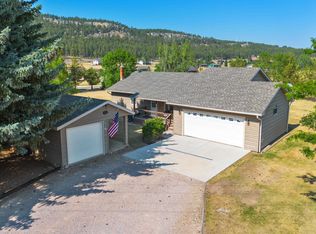 10404 Pinehurst Ct, Rapid City, SD 57702