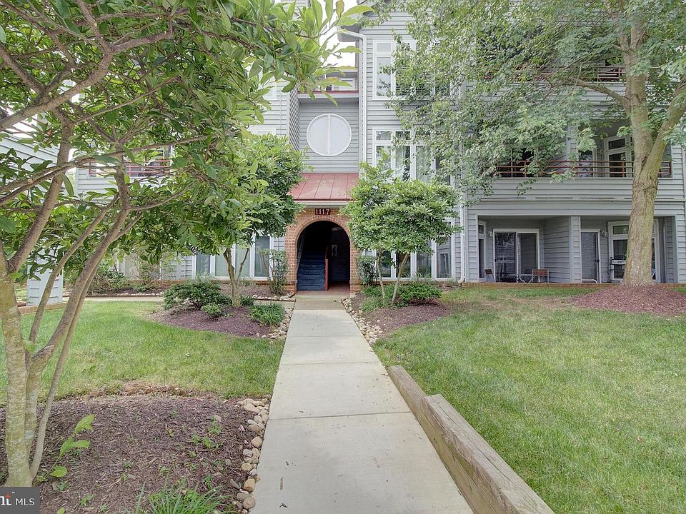 1st image of 1117 Lake Heron Dr APT 1B
