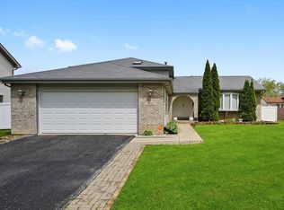 5832 Kathryn Ln, Matteson, IL 60443