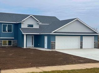 22940 Topaz St, Saint Cloud, MN 56301