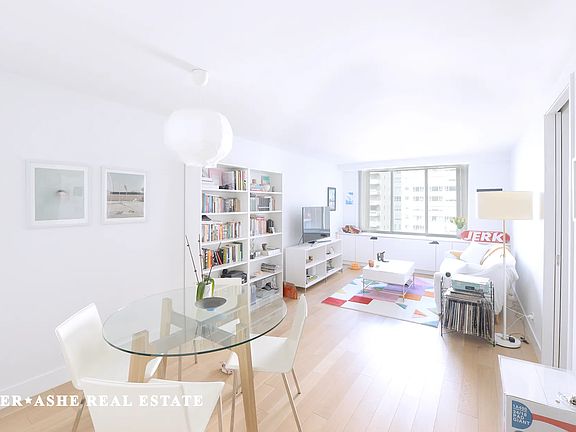 2nd image of 220 E 65th St #15I