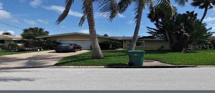 1st image of 217 Bahama Blvd