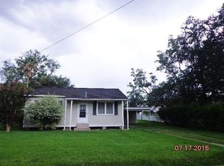 121 Lincoln St, Hahnville, LA 70057