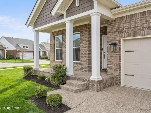 8816 Sanctuary Ln, Louisville, KY 40291