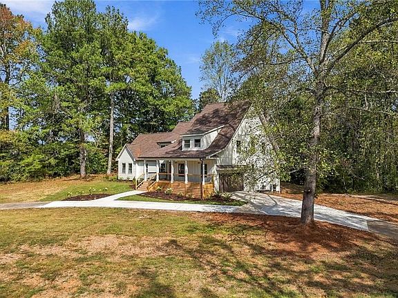 5th image of 2102 Thomas Rd