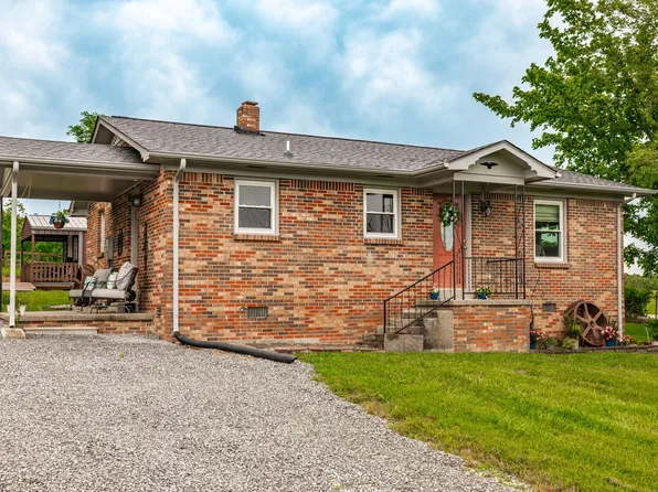 160 Blackey Bandy Rd, Bethpage, TN 37022