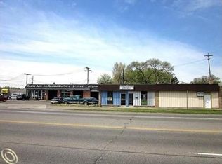 151 Merriman Rd, Garden City, MI 48135