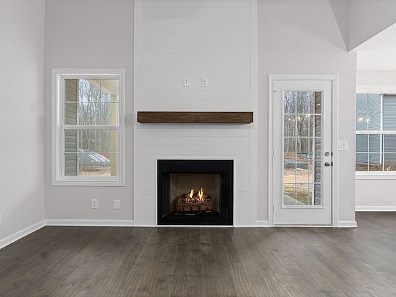 4th image of 1461 Fredrick Dr Lot 492