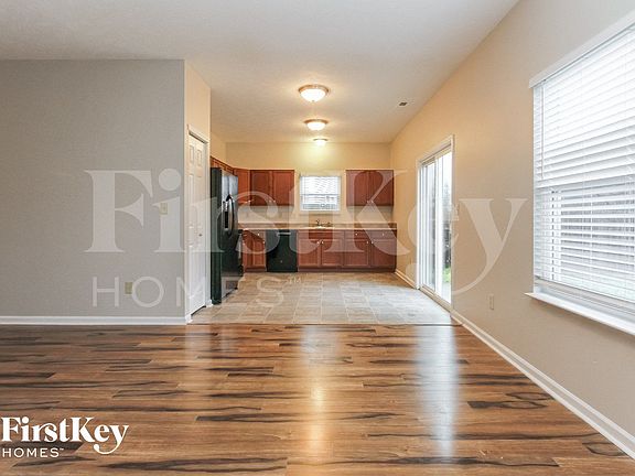 4th image of 3518 Possett Ln