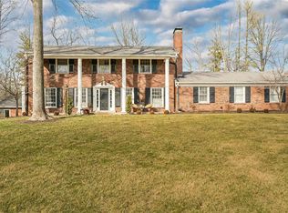 2 Clerbrook Ln, Saint Louis, MO