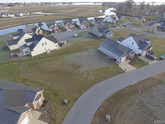 5th image of 327 Egret Ct