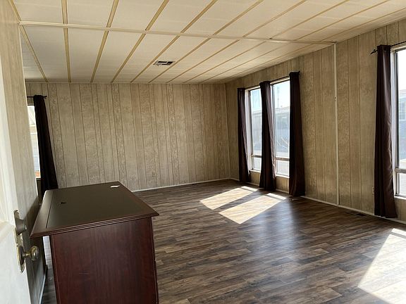 5th image of 2627 W Midvalley Ave Space 55