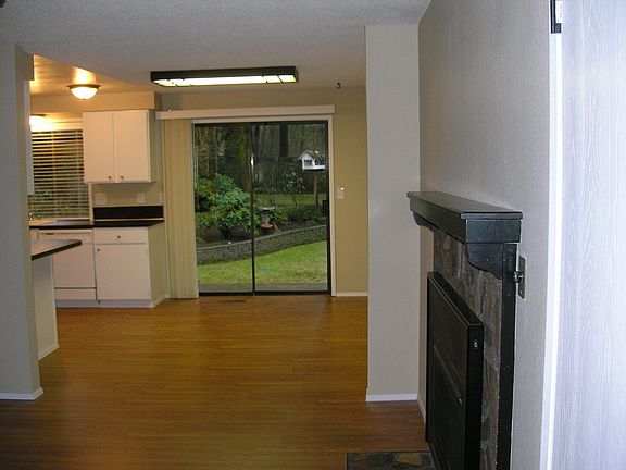 5th image of 3131 66th Ave SW