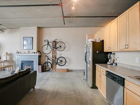 5th image of 710 N 4th St Unit 402
