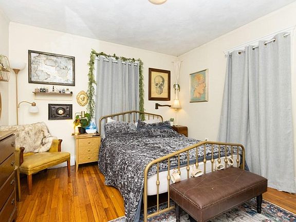 5th image of 43 Saint Joseph St
