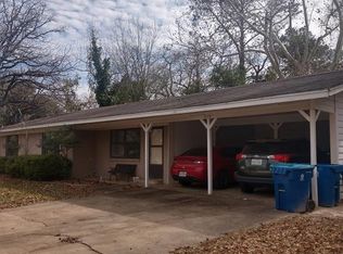519 Colonial Dr, Athens, TX 75751