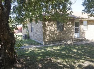 310 W Washington Ave #B, Copperas Cove, TX 76522