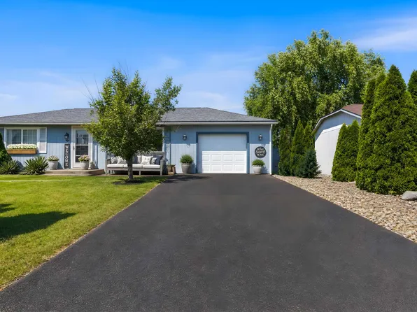 1005 Merlot St, Granger, WA 98932