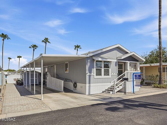 2nd image of 4001 E Blacklidge Dr Unit 6