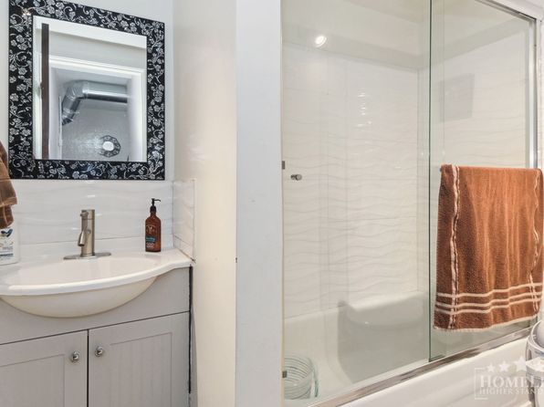 5 bedroom rental in Delta — photo 13