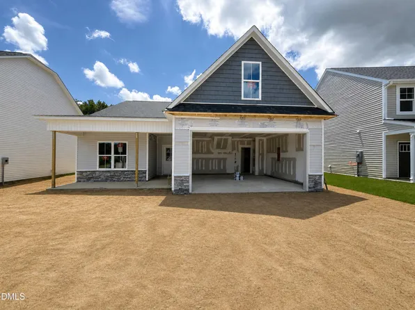 101 Crossvine St #9, Selma, NC 27576