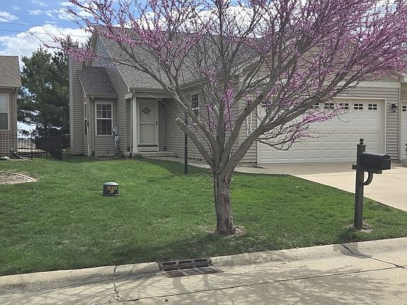 2nd image of 2216 Pebblebrooke Ln #2216