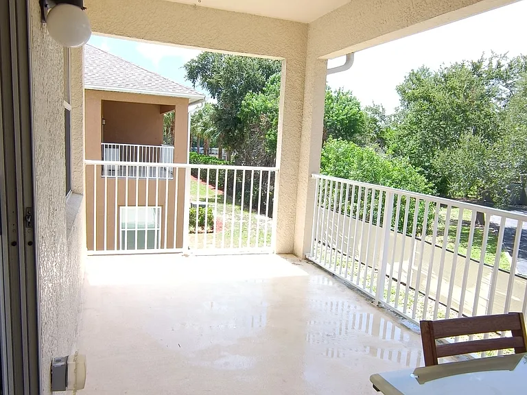 1040 Venetian Dr #201 — Photo 18