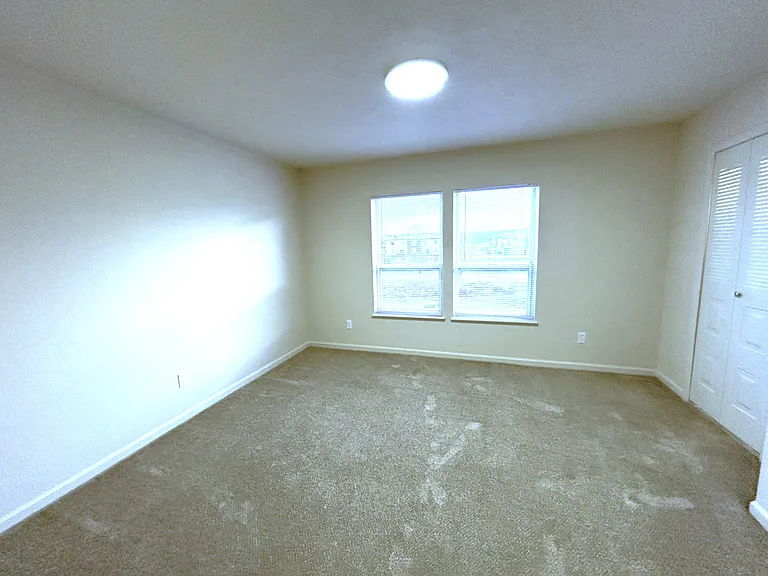 Heatherwood Apartments — Photo 60