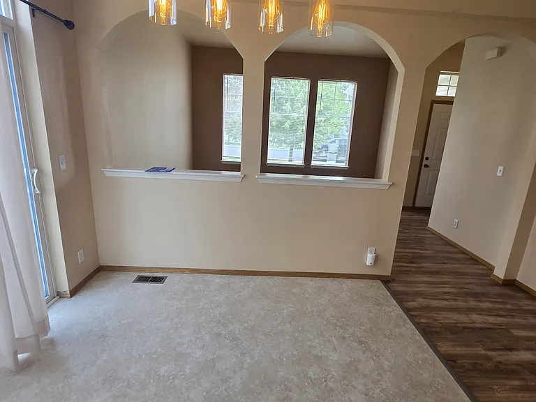 2425 N Coolwater Dr — Photo 14
