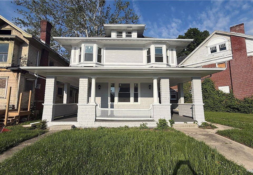1st image of 724 Salem Ave
