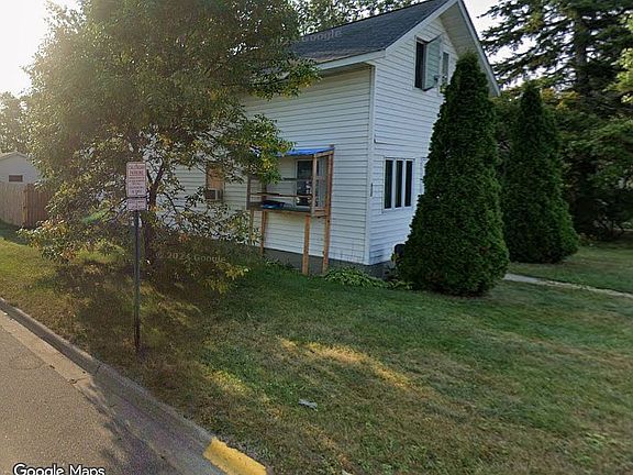 2nd image of 600 Lincoln Ave SE