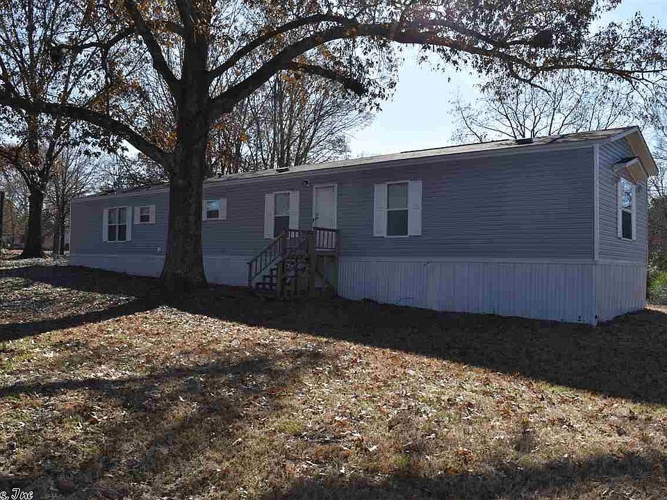 1st image of 320 Pearcy Church Pl